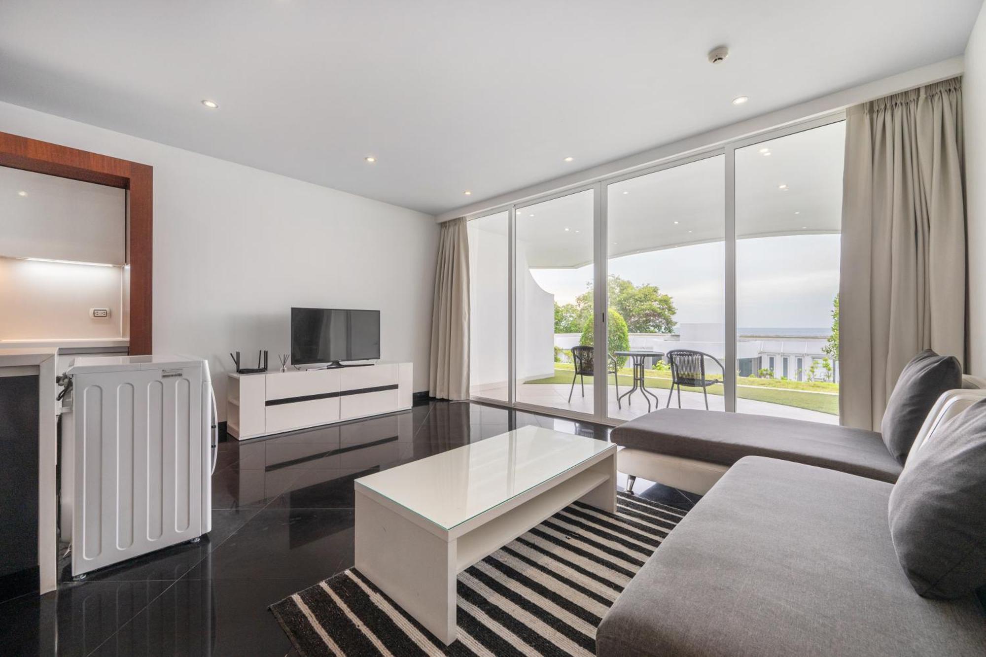 Pure Sunset Beach - Ocean View Room, Pattaya 나 좀티엔 외부 사진