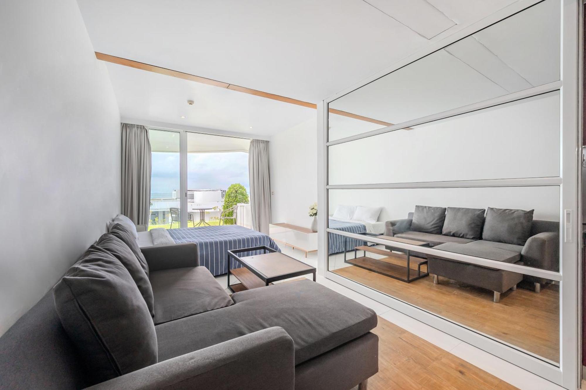 Pure Sunset Beach - Ocean View Room, Pattaya 나 좀티엔 외부 사진