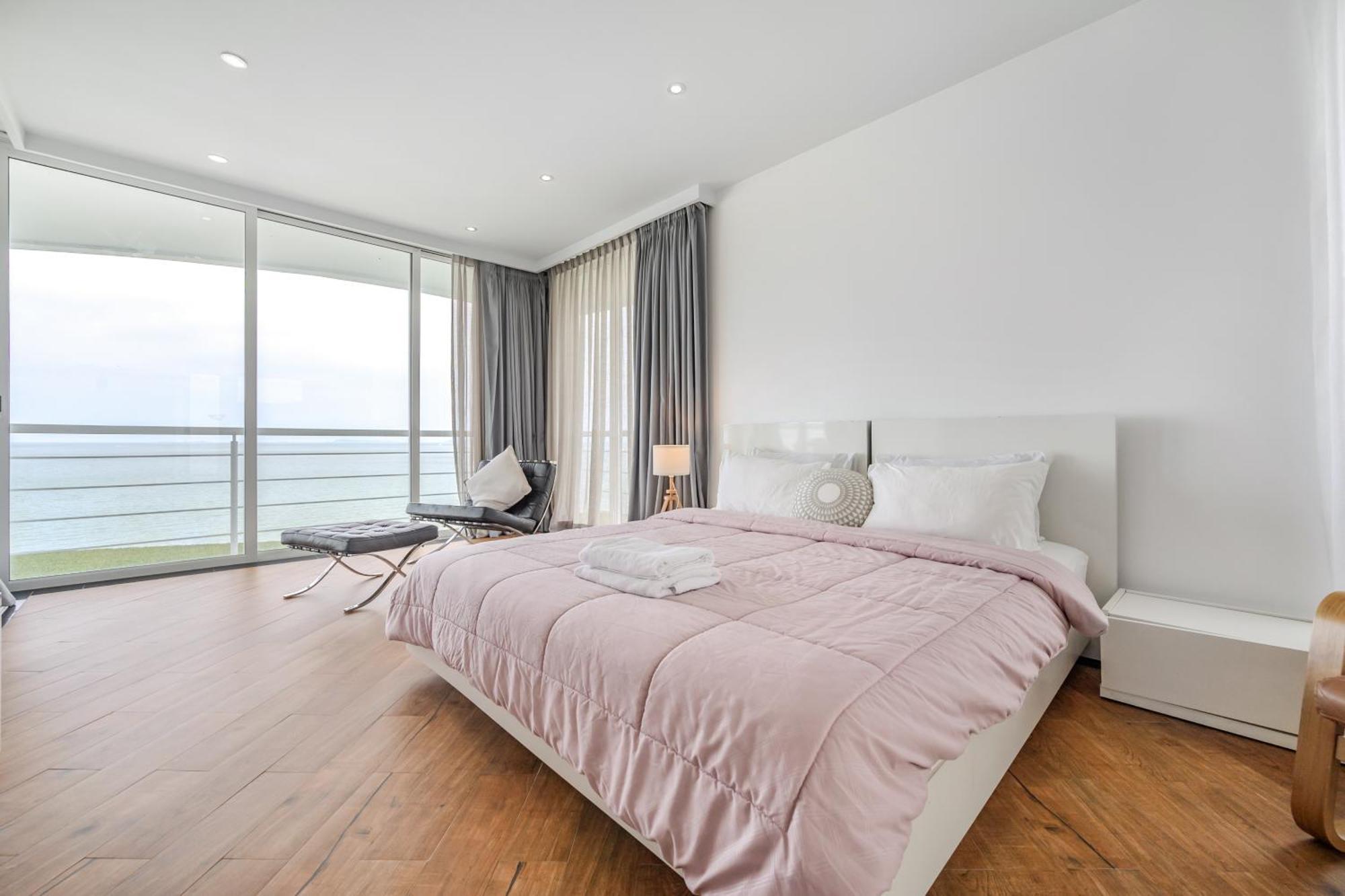 Pure Sunset Beach - Ocean View Room, Pattaya 나 좀티엔 외부 사진